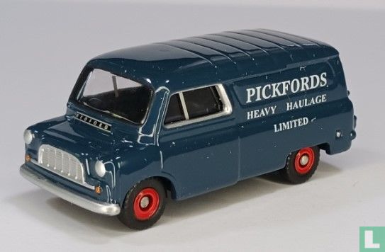 Bedford CA Van 'Pickfords'