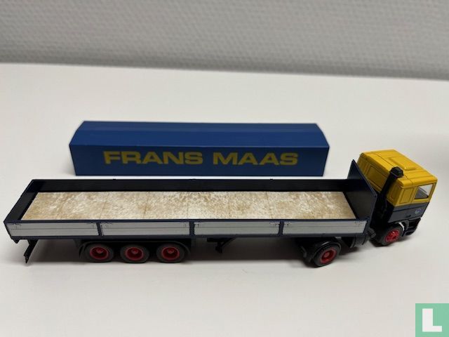 DAF trekker met oplegger 'Frans Maas' 