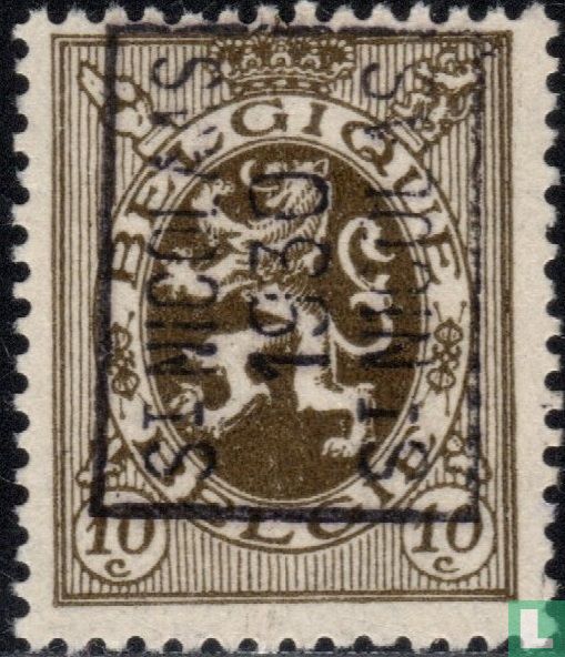 Heraldic lion