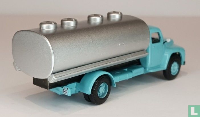 Commer Superpoise