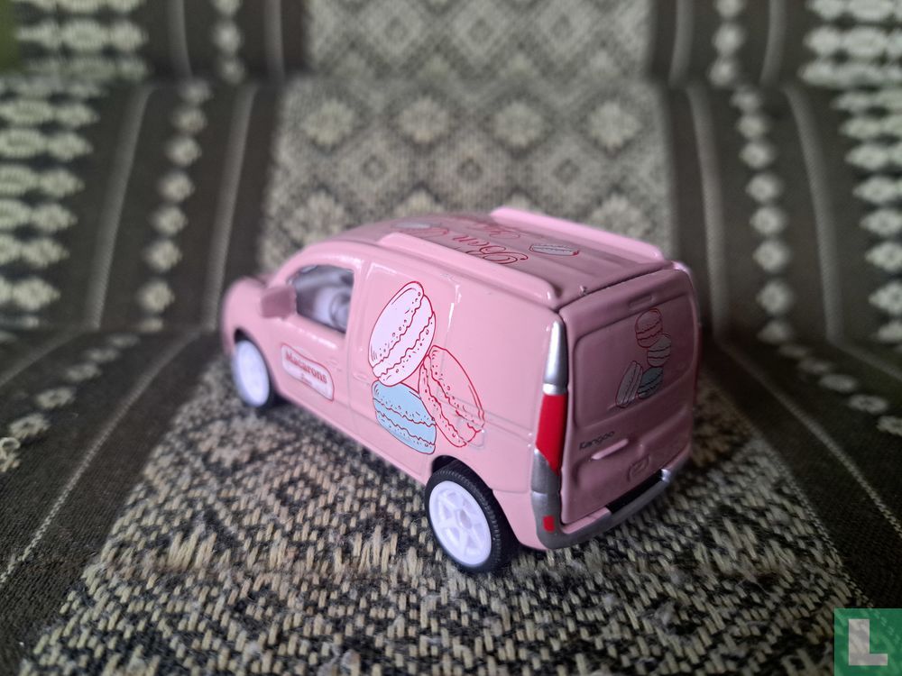 Renault Kangoo Express 'Macarons Paris'