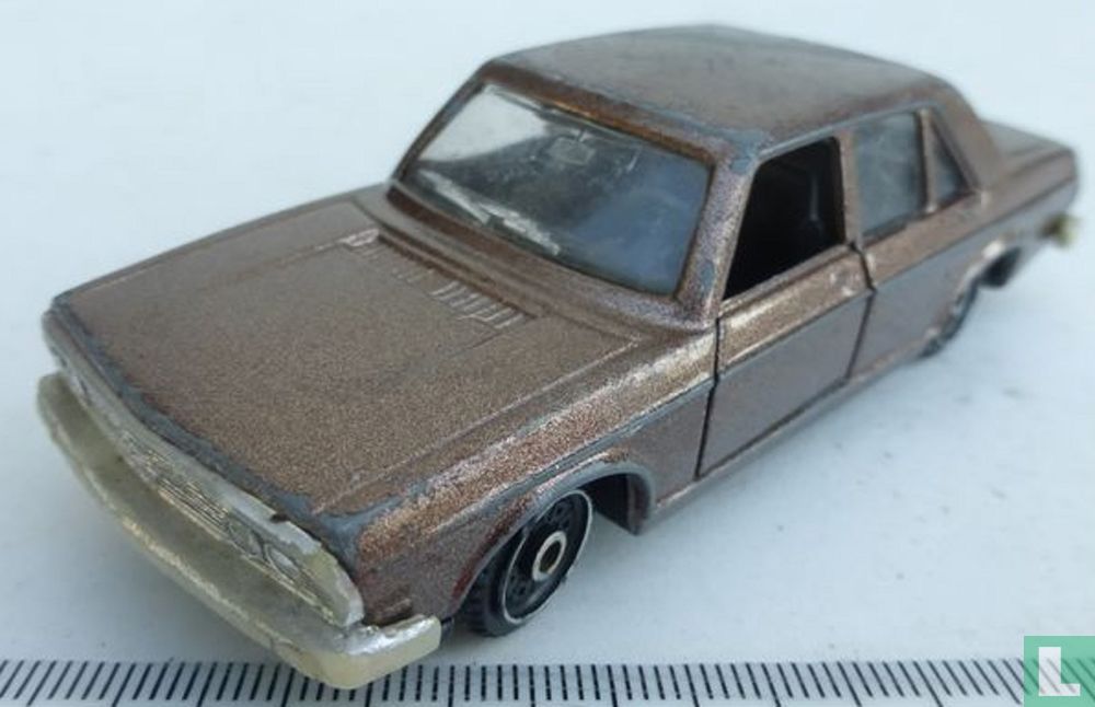 Audi 100 LS