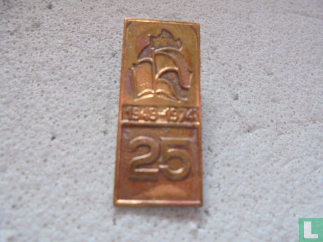 1949 - 1974 -25- 