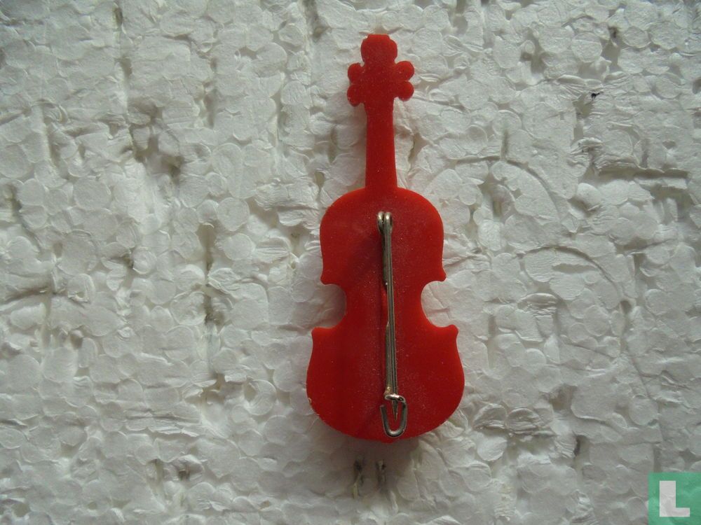 Violin [red]