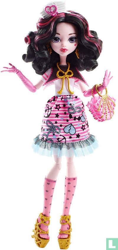 Draculaura
