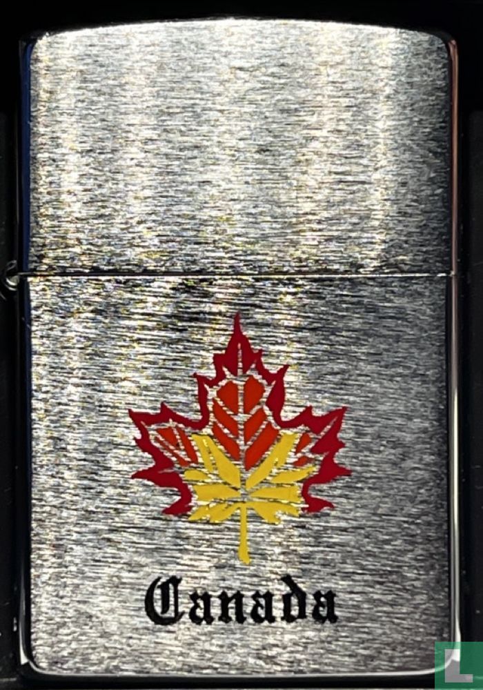 Zippo Canada Maple Leaf