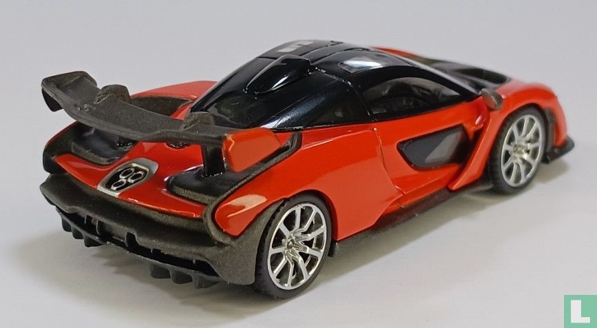 McLaren Senna