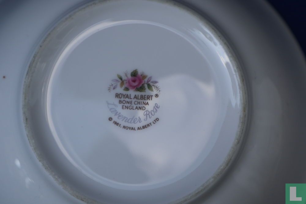 Schaaltje Lavender Rose