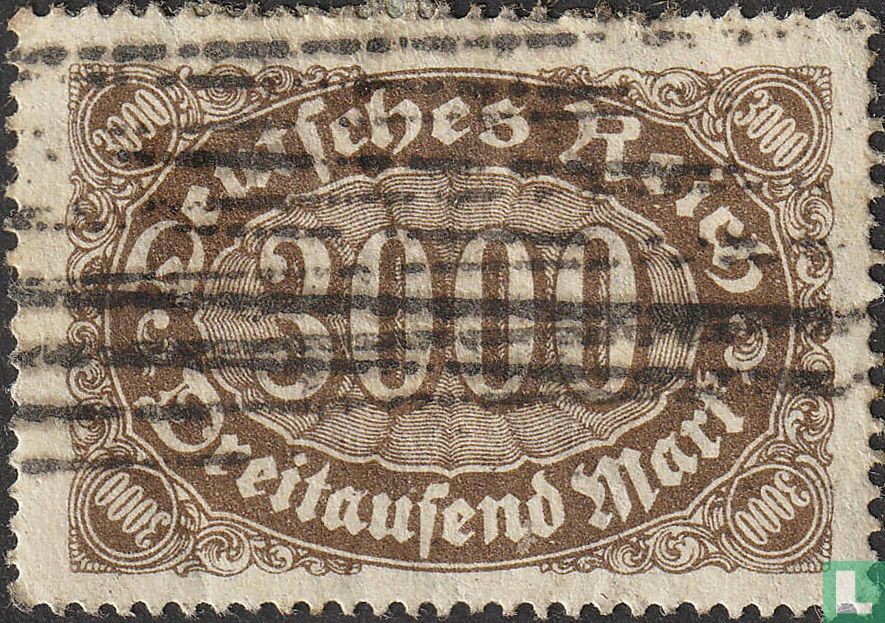Figure dans l'ovale