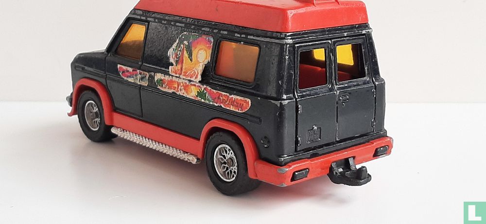 Holiday Van