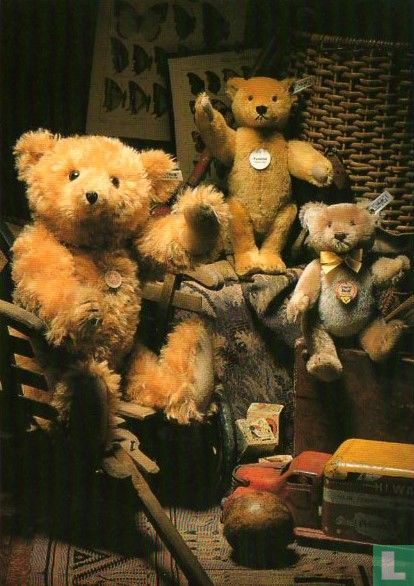 Steiff animals greet the world