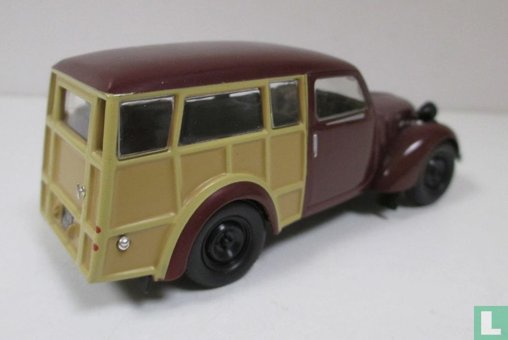 Simca Huit Canadienne
