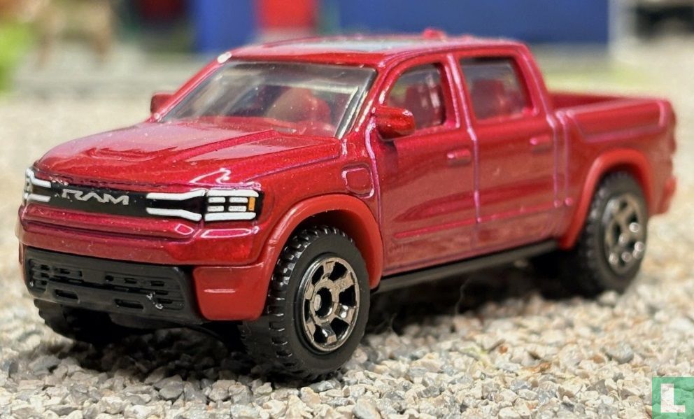 2025 Ram 1500 REV