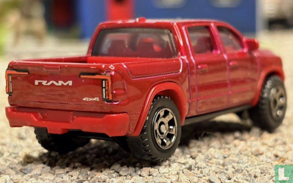 2025 Ram 1500 REV