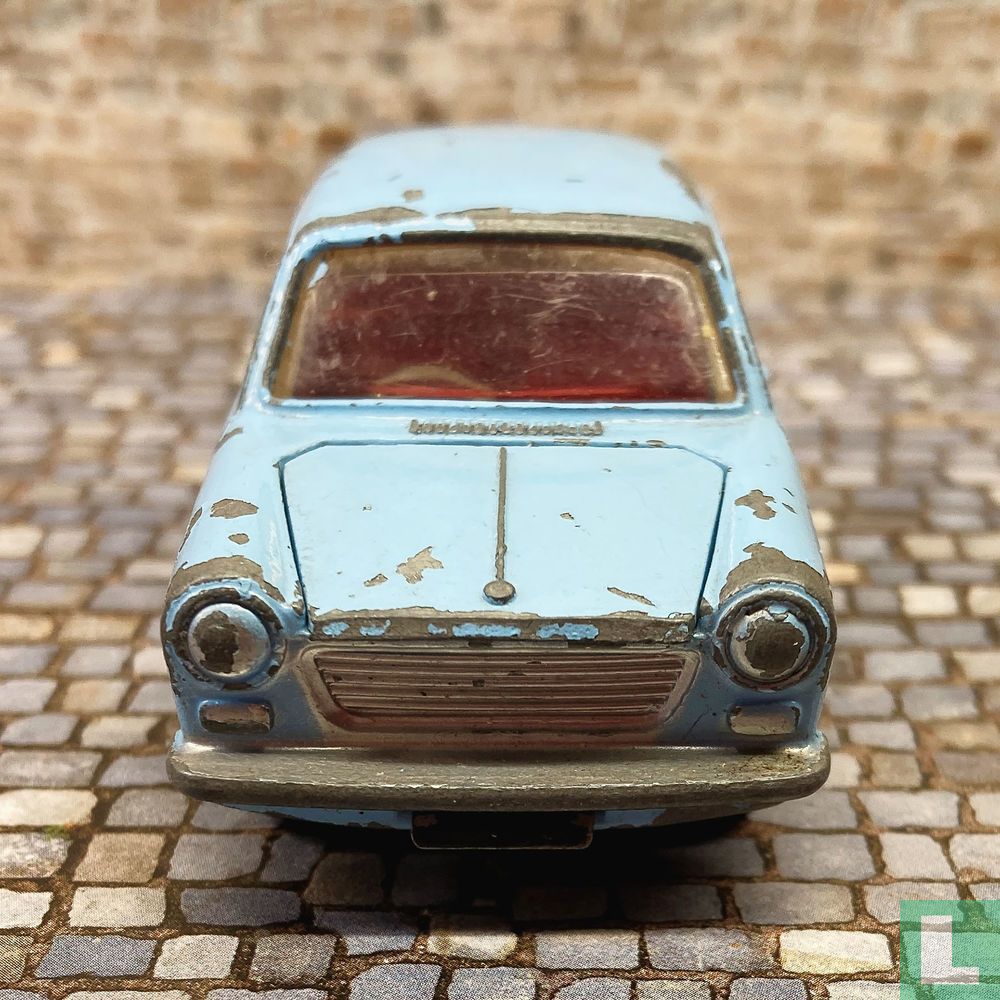 Morris 1100