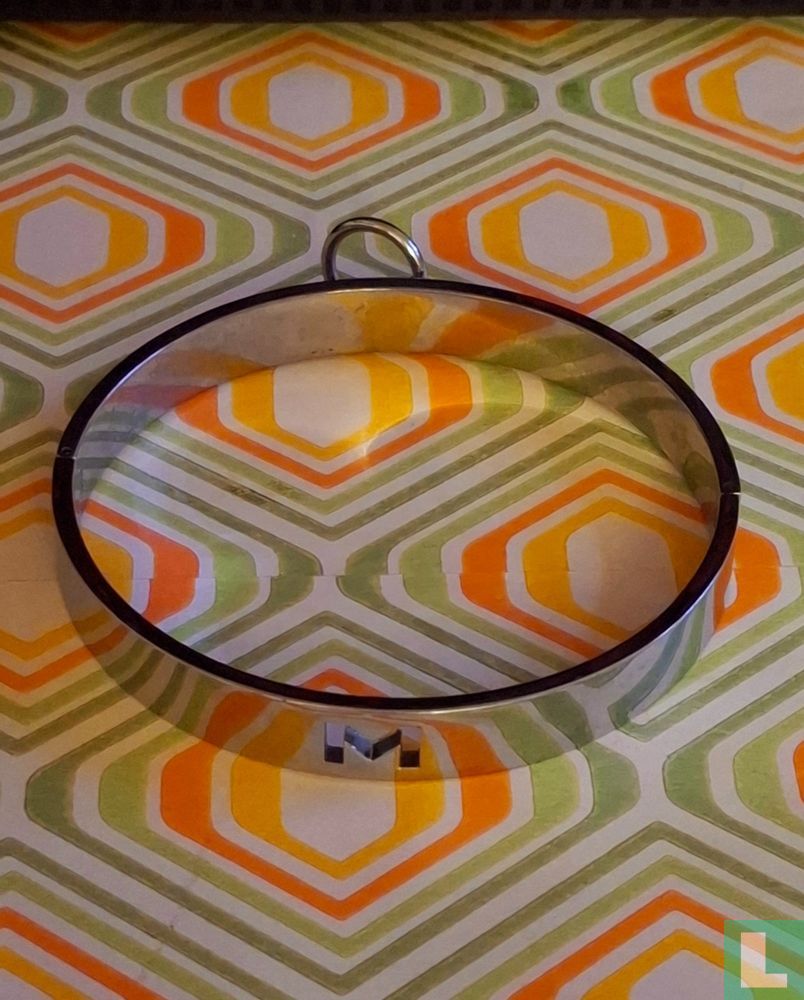 Halsband M (Michael)