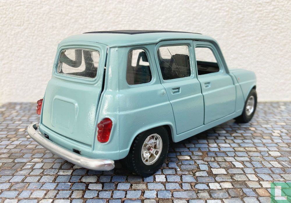 Renault 4