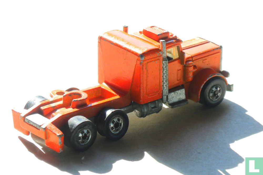 Peterbilt Hauler