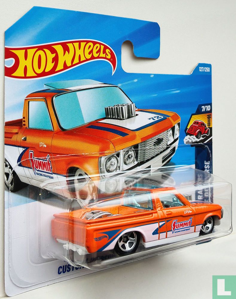 Custom ‘72 Chevy Luv