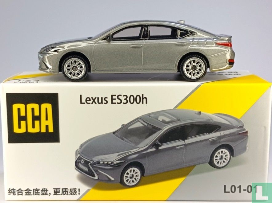 Lexus LS300h