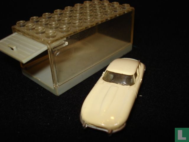 Jaguar E-type