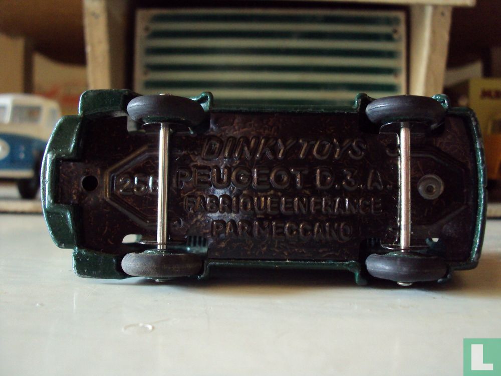 Peugeot D.3.A 'Postes'