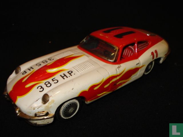 Jaguar E-type
