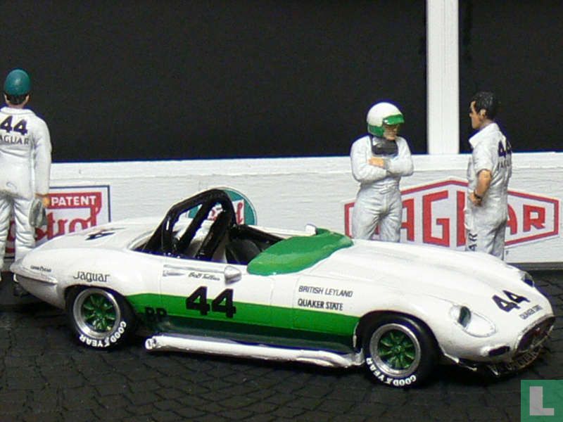 Jaguar E-type V12 SIII