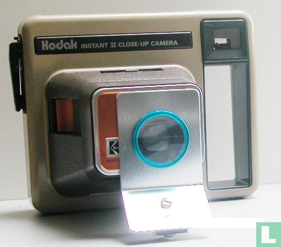 Instant II Close Up