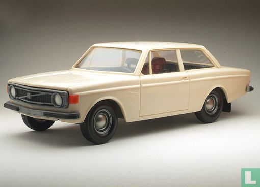 Volvo 142