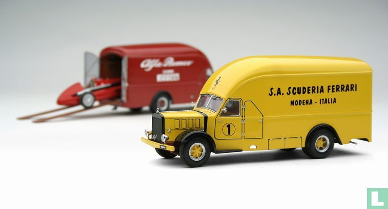 Alfa Romeo 500 Transporter EXO00001 - Exoto - LastDodo