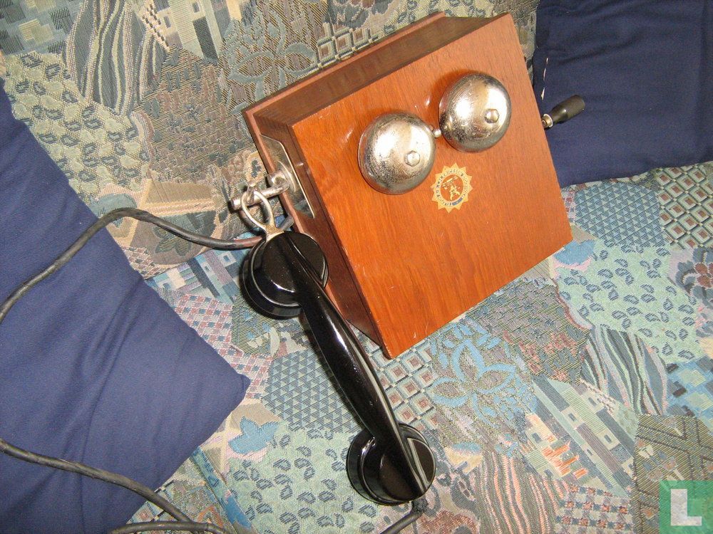 Ericsson Houten wandtelefoon 
