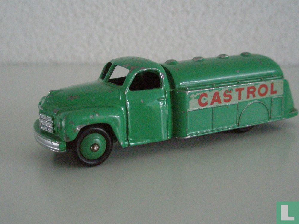Studebaker Tanker 'Castrol'
