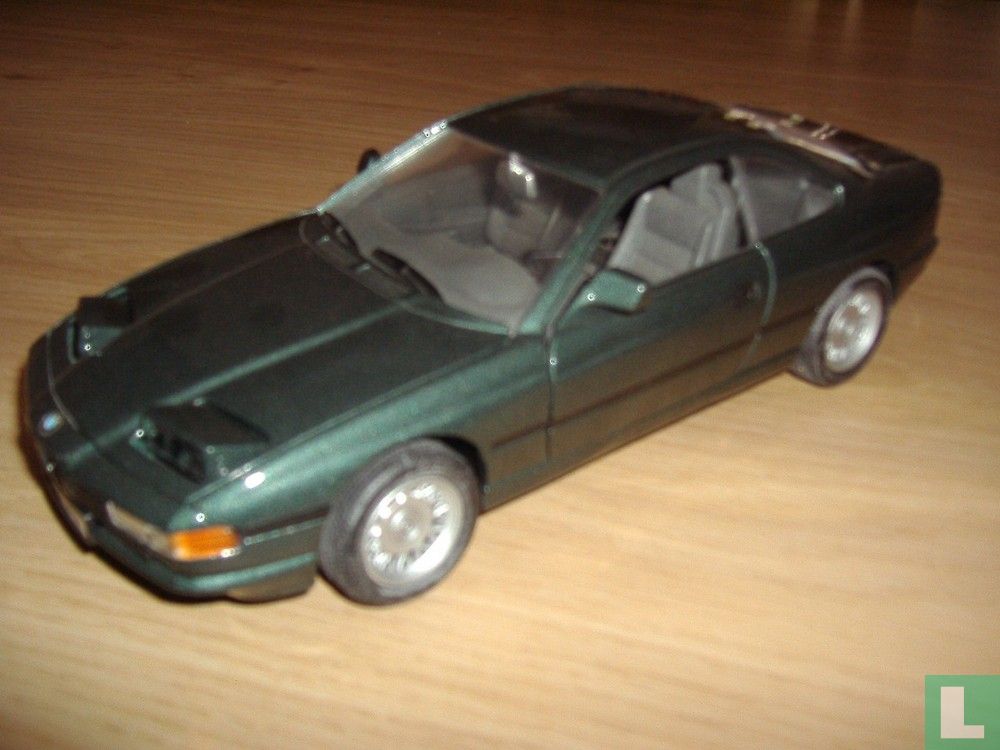 BMW 850i