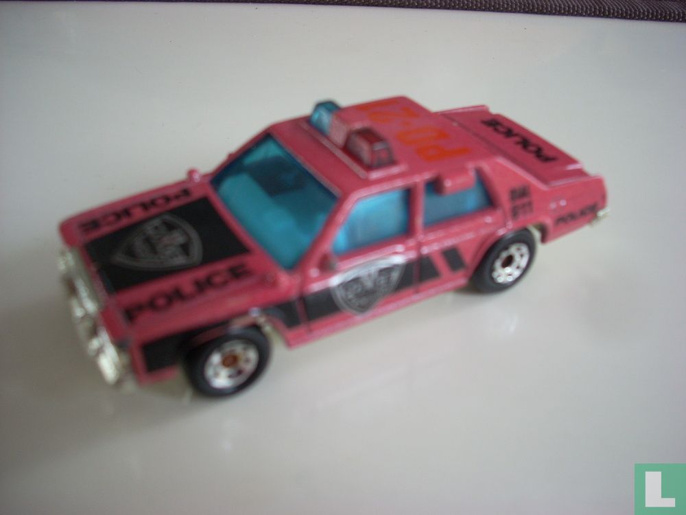 Ford LTD Police