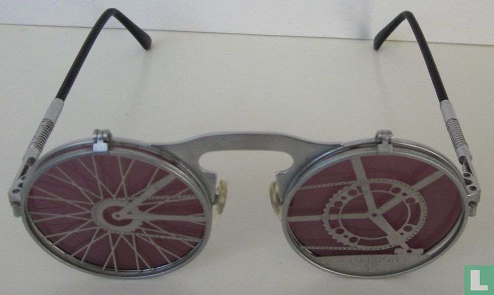 Bicycle sunglasses