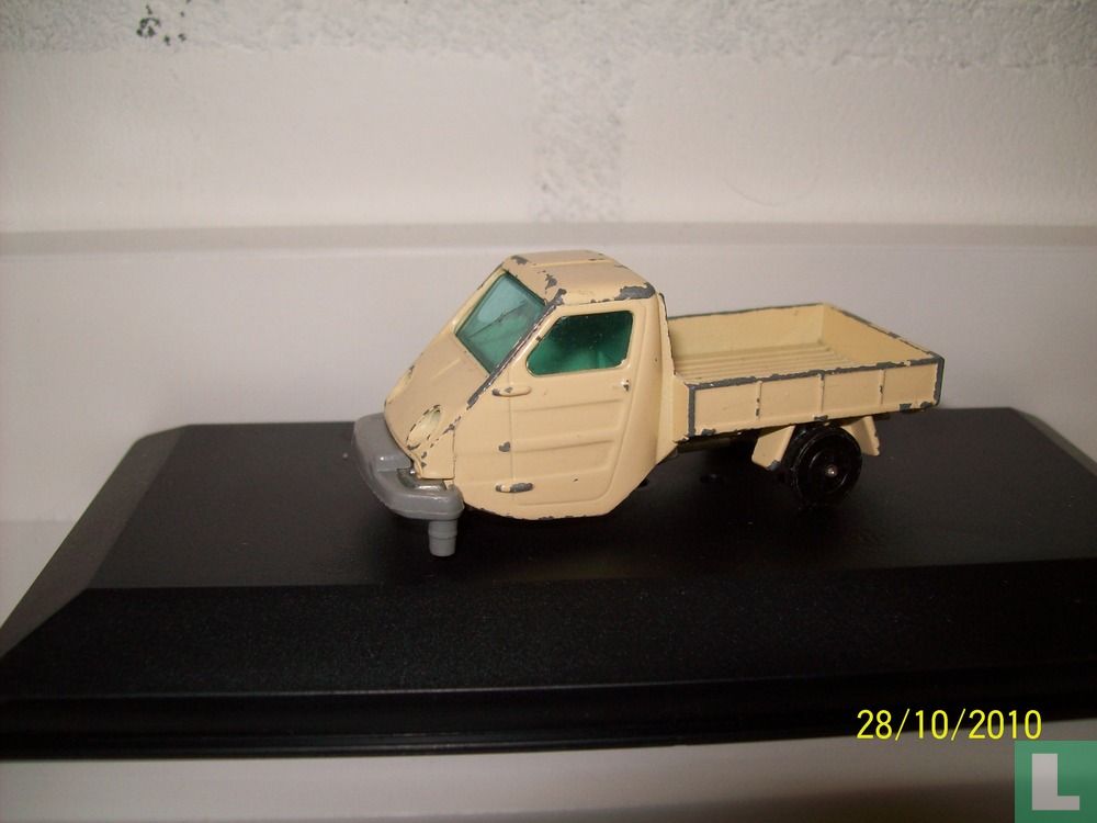 Reliant TW9