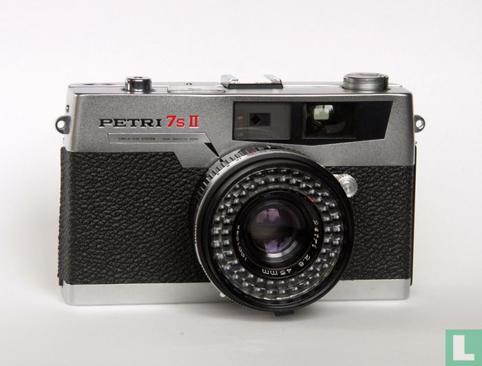 Petri 7S-II