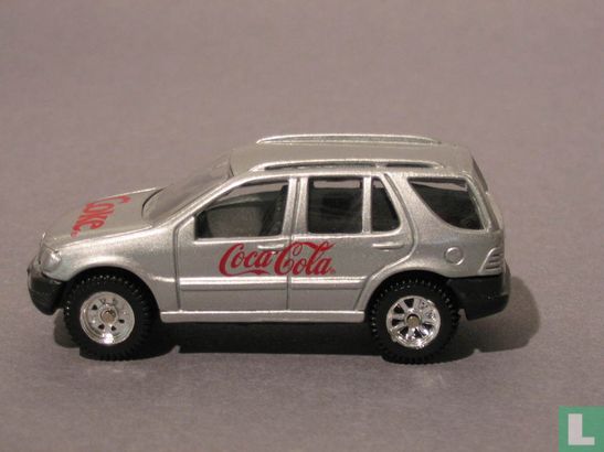 Mercedes ML 'Coca-Cola'