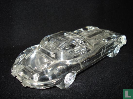 Jaguar-E-Type - Image 2