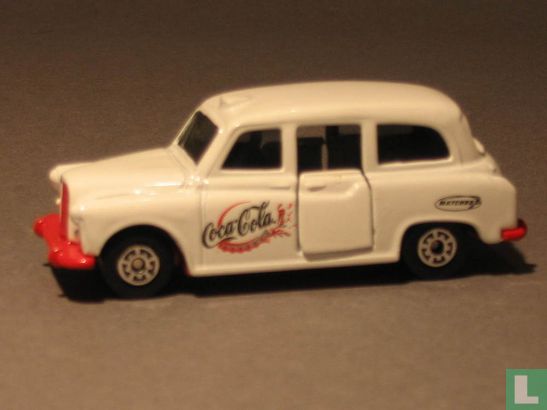 Austin FX4 Taxi 'Coca-Cola'