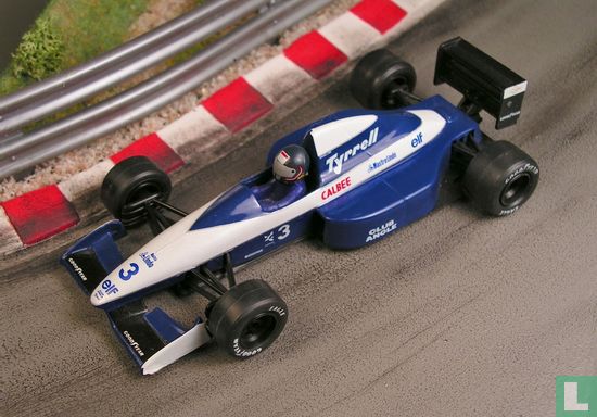 Tyrrell 020B - Ilmor  - Bild 2
