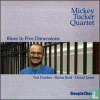 Blues in Five Dimensions  - Afbeelding 1