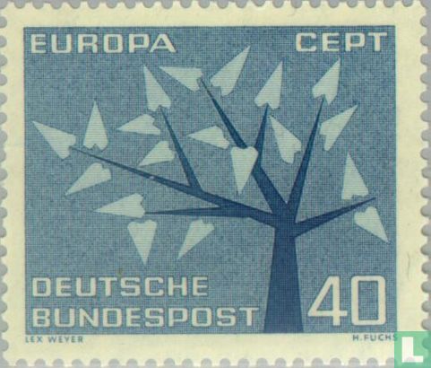 Europa – Baum mit 19 Blättern