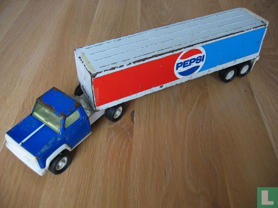 Pepsi truck 