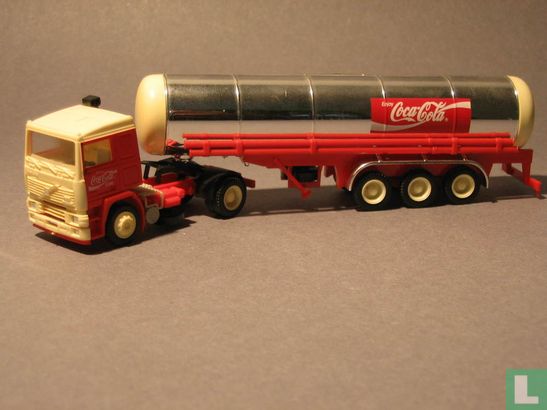 Volvo Tanker 'Coca-Cola'