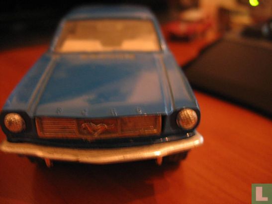 Ford Mustang 65 S - Image 2