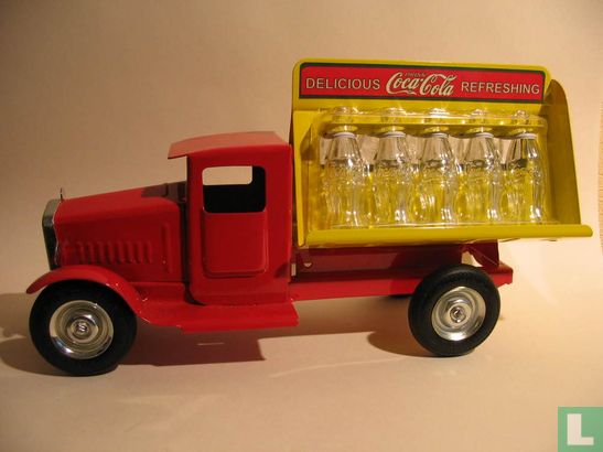 Bottle Truck 'Coca-Cola'
