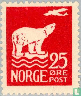  Polar bear and aircraft