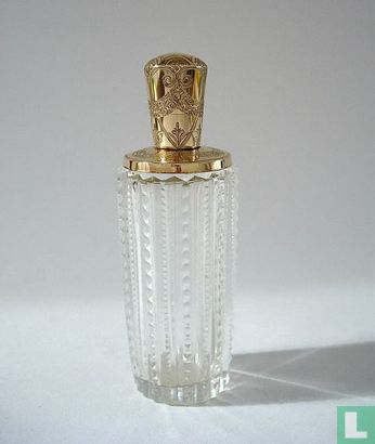 Geslepen Kristallen parfumfles met gouden dop - Afbeelding 1